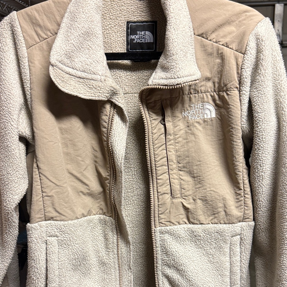 The North Face Beige and Off-White Fleece Jacket